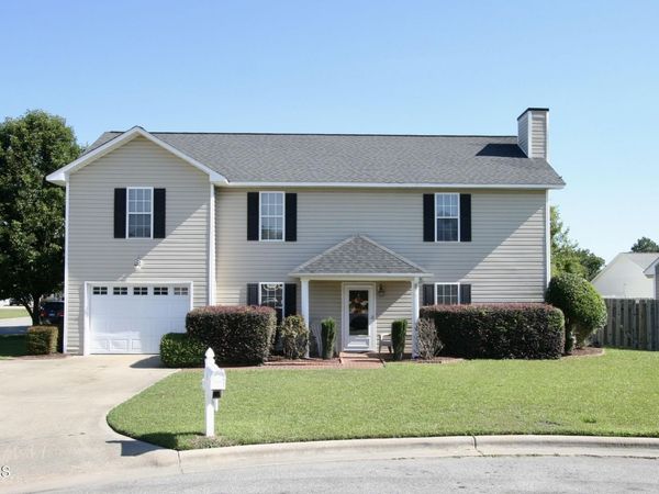 109 Kevin Circle , Unit B, Winterville, NC 28590