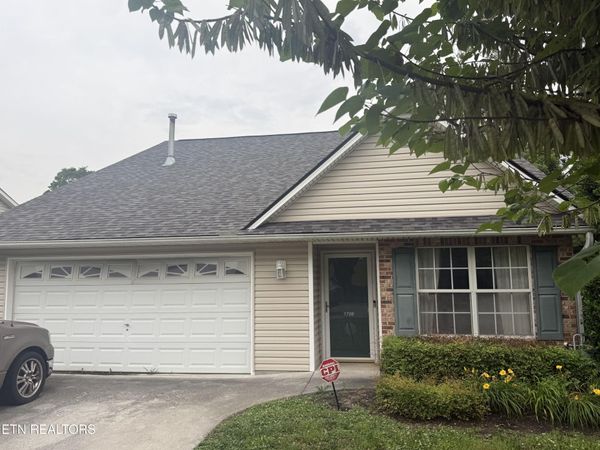 1726 Wood Song Lane, Knoxville, TN 37914