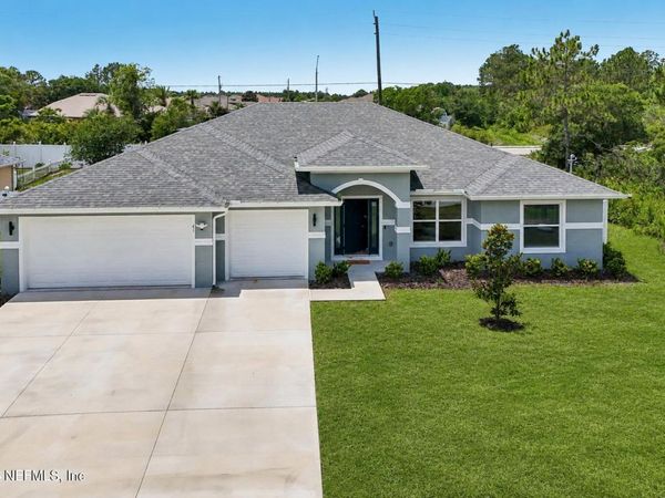 41 LANCELOT Drive, Palm Coast, FL 32137