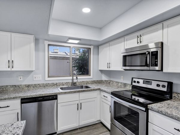 14 E HERMOSA Drive, Tempe, AZ 85282