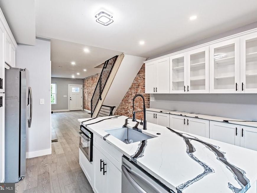 1346 N Myrtlewood Street , Philadelphia, PA 19121 Main Photo