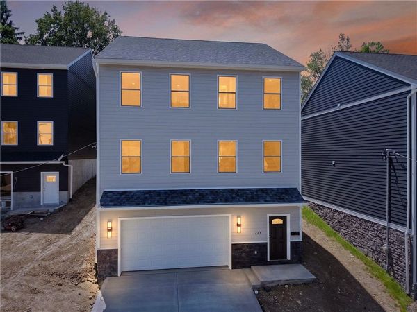 223 Wilbert street , Pittsburgh, PA 15211