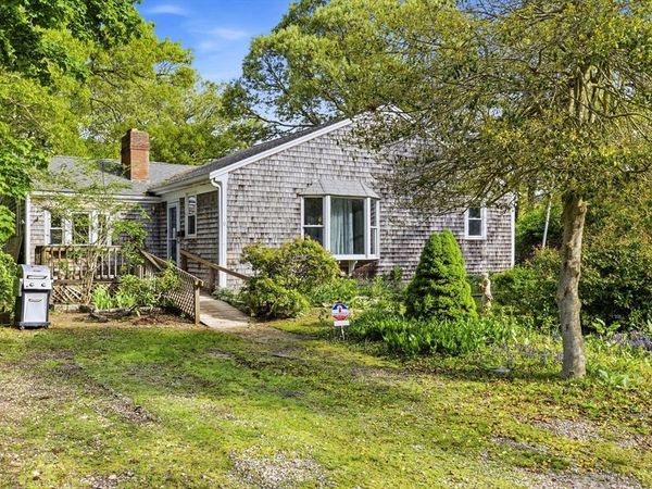 15 Anthony Rd, Yarmouth, MA 02673
