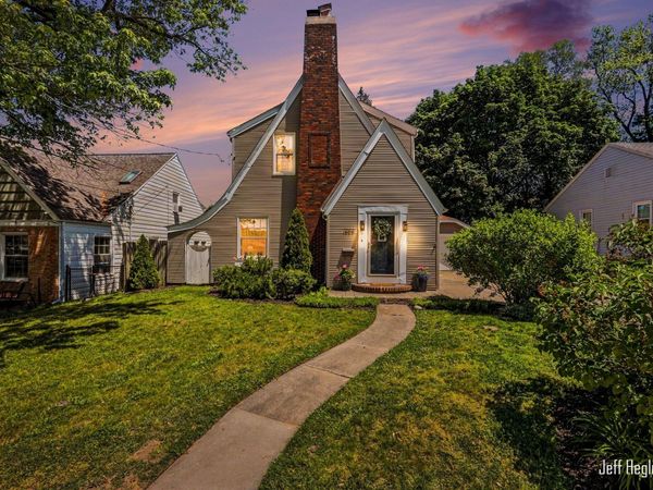 1808 Rossman Avenue SE, Grand Rapids, MI 49507