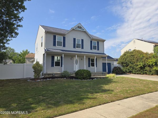34 Vance Avenue, Sicklerville, NJ 08081