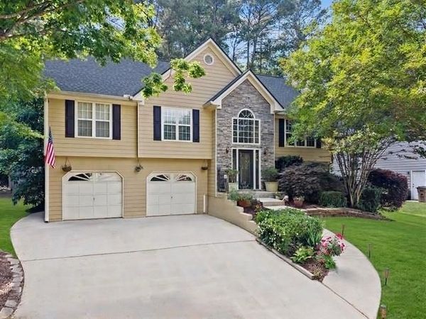 402 Township Lane, Woodstock, GA 30189