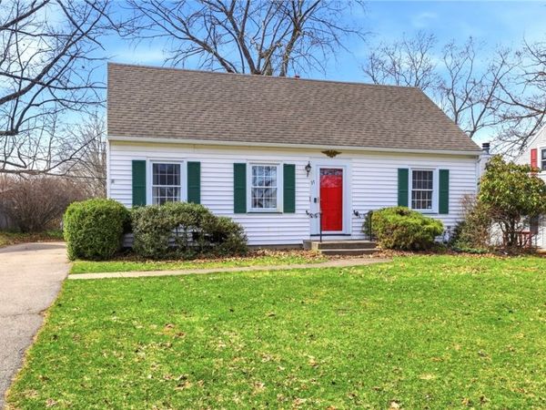 37 Oakmount Drive , Rochester, NY 14617