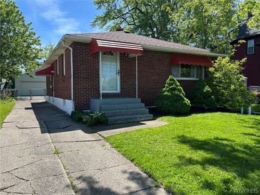 1835 Military Road , Tonawanda, NY 14217