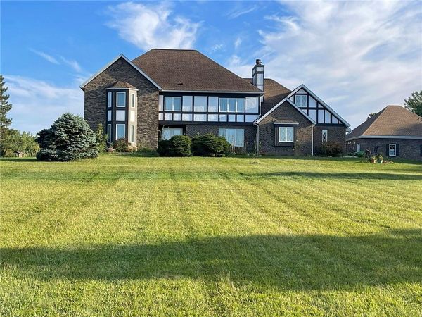 817 Whittier Road, Spencerport, NY 14559