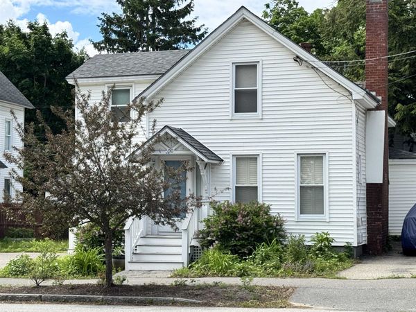 90 Centre Street, Concord, NH 03301