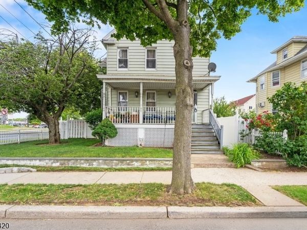 33 Pulaski Pl, Hackensack, NJ 07601