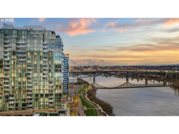 841 S GAINES ST, Unit 1412, Portland, OR 97239