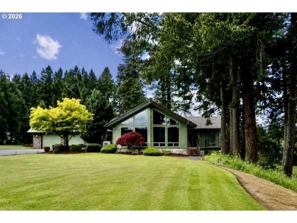13121 S WARNOCK RD, Oregon City, OR 97045