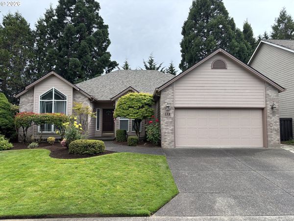 542 LAKEFAIR N PL, Keizer, OR 97303