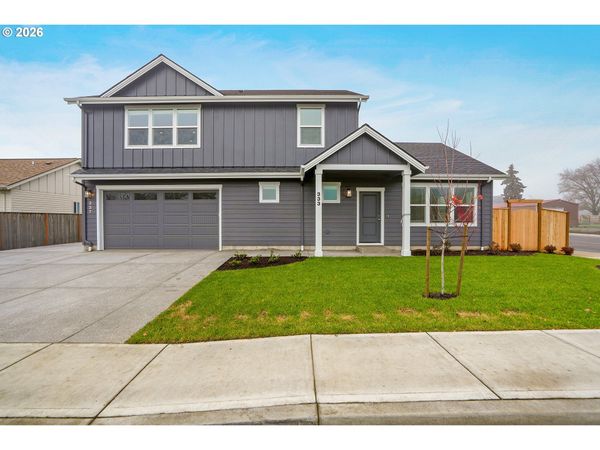 333 SE FIR VILLA RD, Dallas, OR 97338