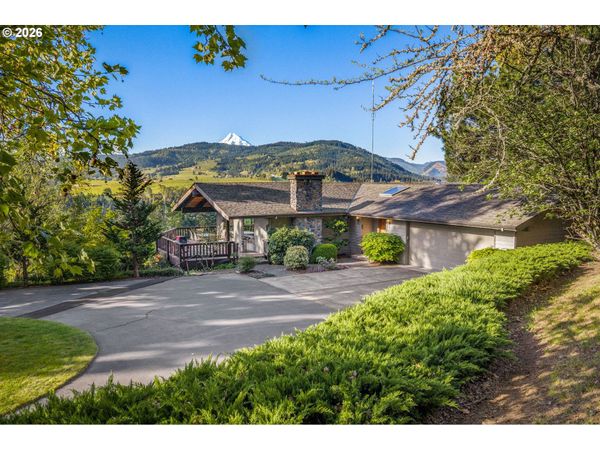 2250 RIVERDALE RD, Hood River, OR 97031