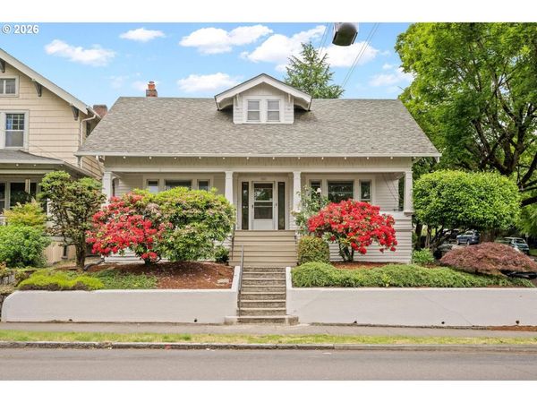3303 S KELLY AVE, Portland, OR 97239