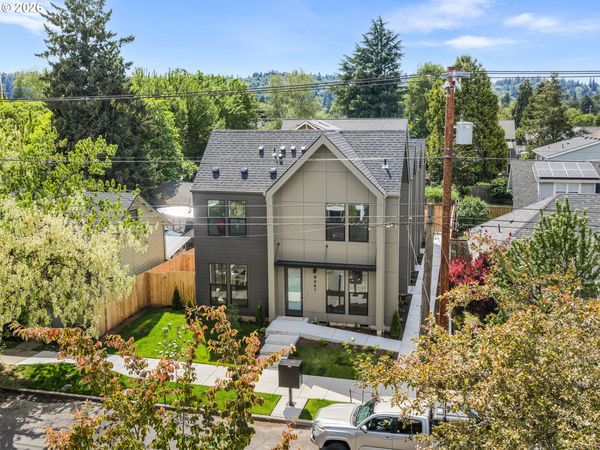 8655 SE 15th AVE, Portland, OR 97202