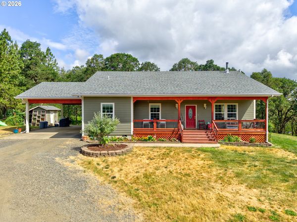 445 GREEN VALLEY RD, Oakland, OR 97462
