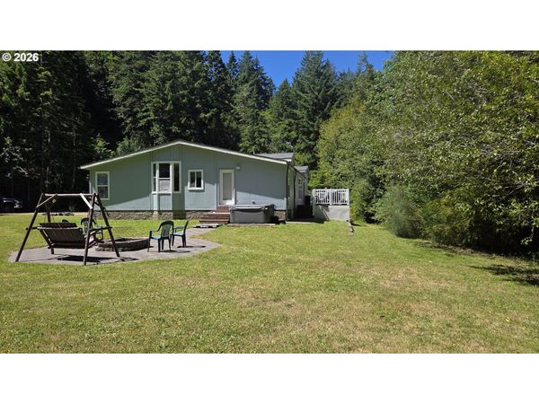 30245 HUMMINGBIRD HILL RD, Gold Beach, OR 97444