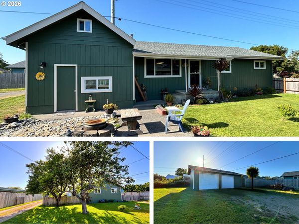 537 ART ST, Brookings, OR 97415