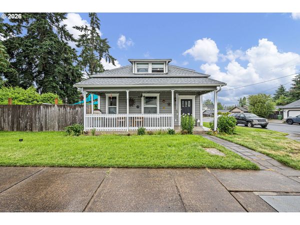 1905 S 6TH ST, Cottage Grove, OR 97424