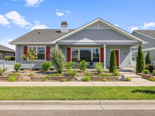 409 Sand Pointe Drive, Central Point, OR 97502