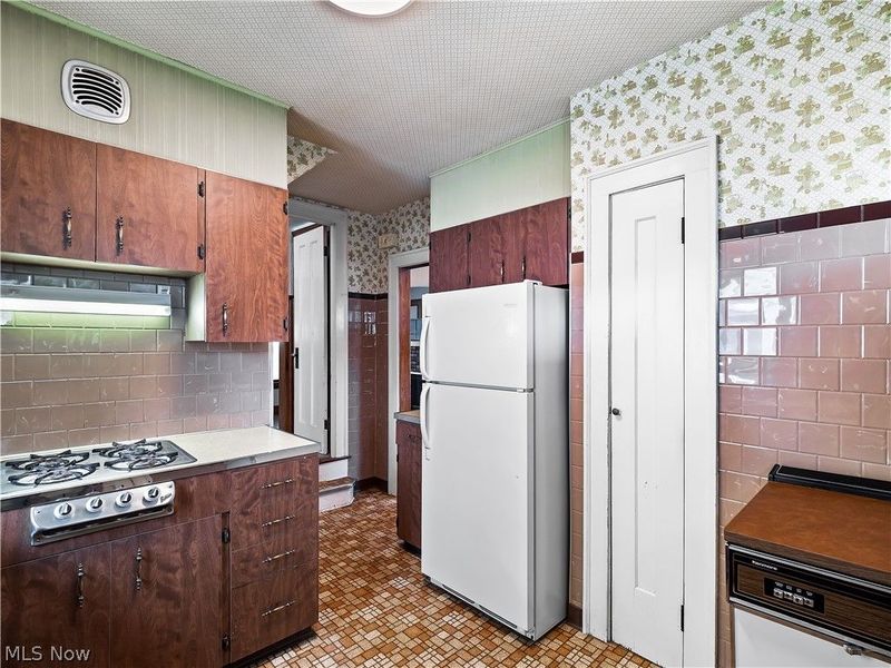 2077 Wyandotte Avenue , Lakewood, OH 44107 Photo 15