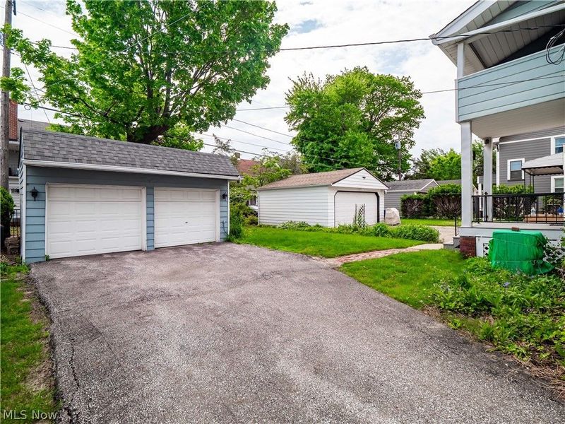 2077 Wyandotte Avenue , Lakewood, OH 44107 Photo 31