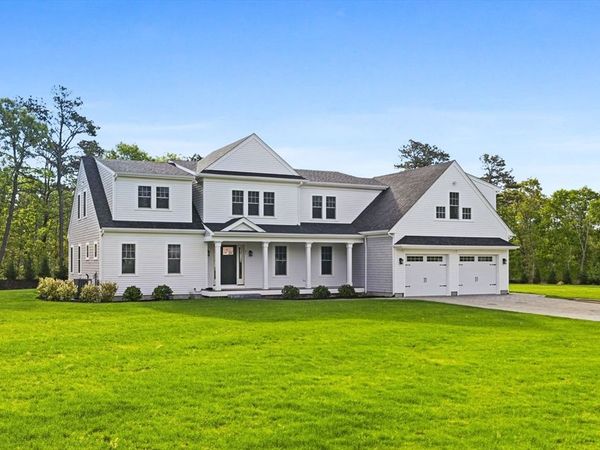 91 Sisters Cir, Yarmouth, MA 02675