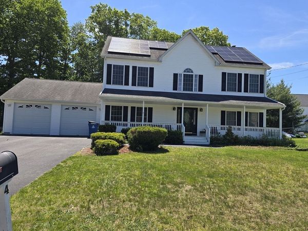 4 Panarelli Way, Webster, MA 01570