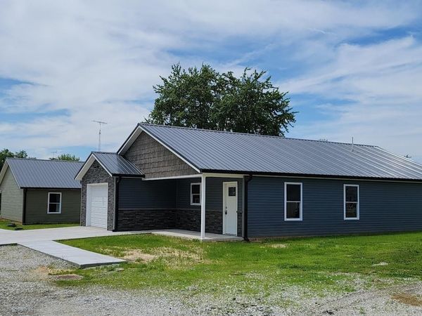 206 W Race Street, Odon, IN 47562