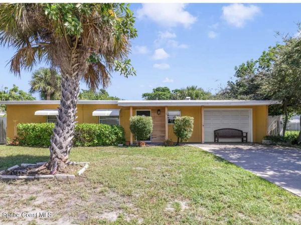 1437 S Orlando Avenue , Cocoa Beach, FL 32931