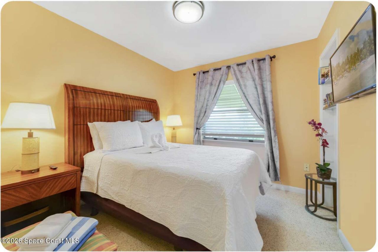 1437 S Orlando Avenue , Cocoa Beach, FL 32931 Photo