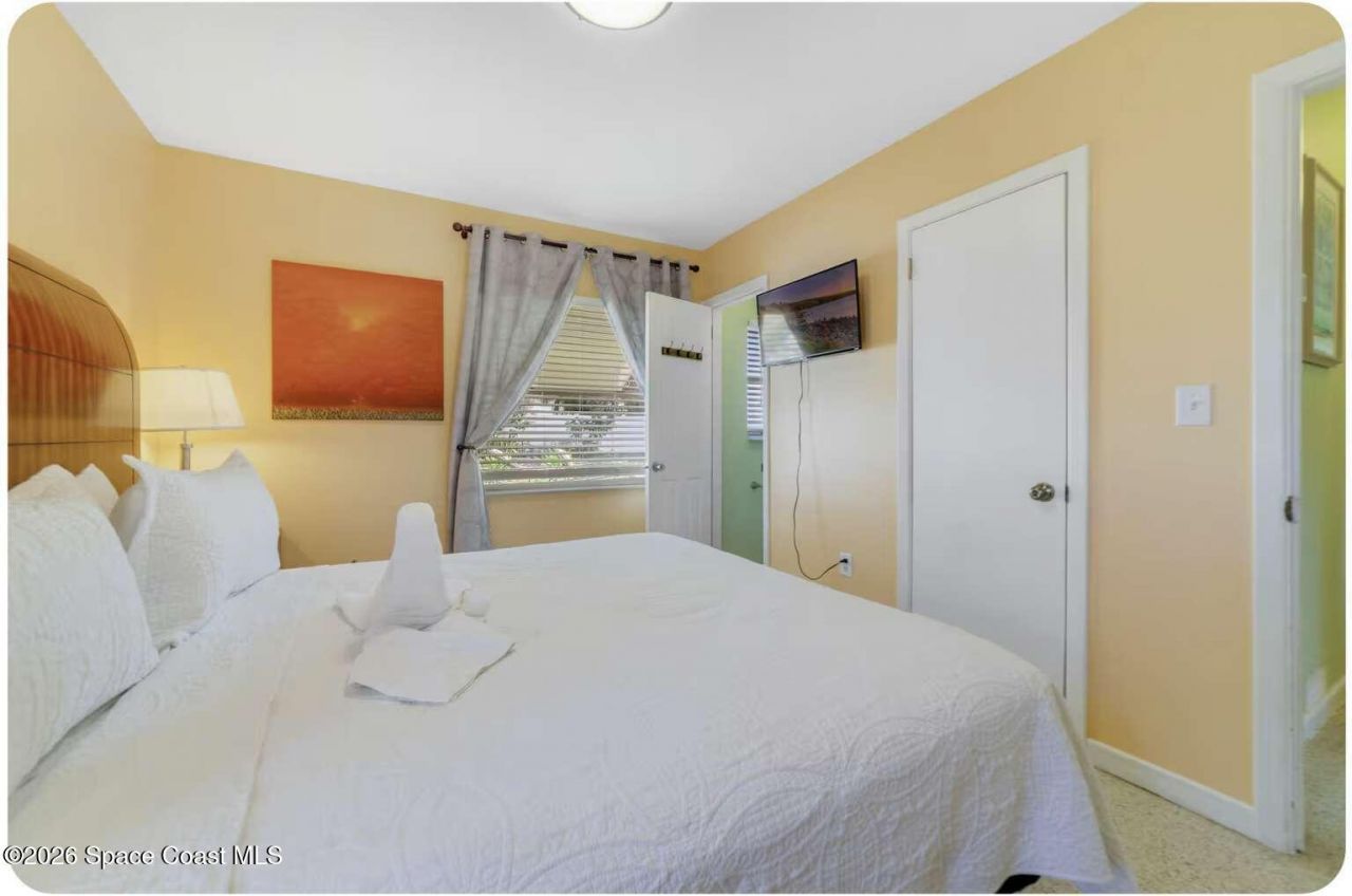 1437 S Orlando Avenue , Cocoa Beach, FL 32931 Photo