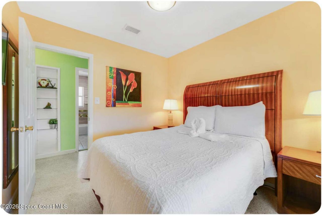 1437 S Orlando Avenue , Cocoa Beach, FL 32931 Photo