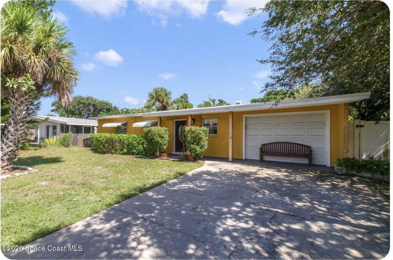 1437 S Orlando Avenue , Cocoa Beach, FL 32931 Photo
