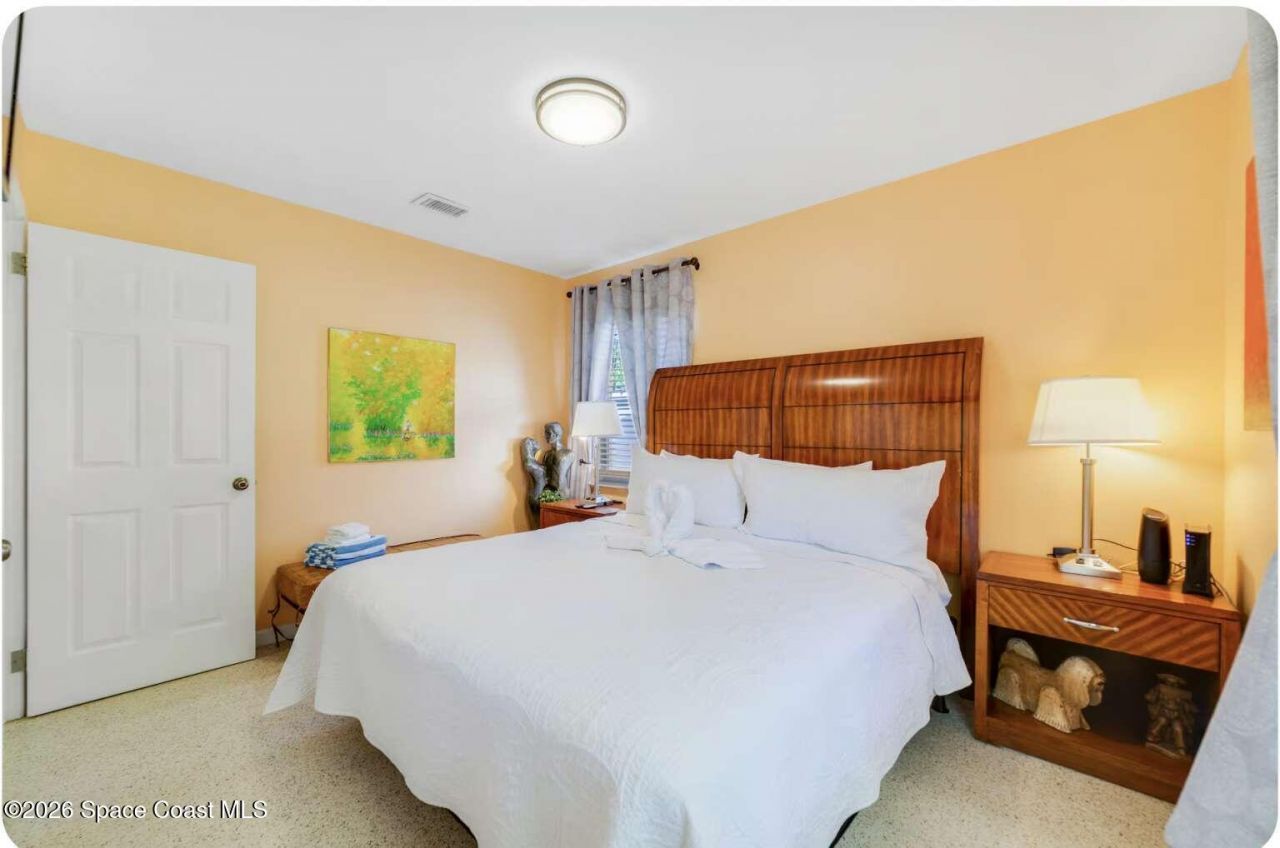 1437 S Orlando Avenue , Cocoa Beach, FL 32931 Photo