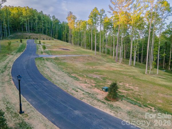 425 Irvine Drive , Fairview, NC 28730
