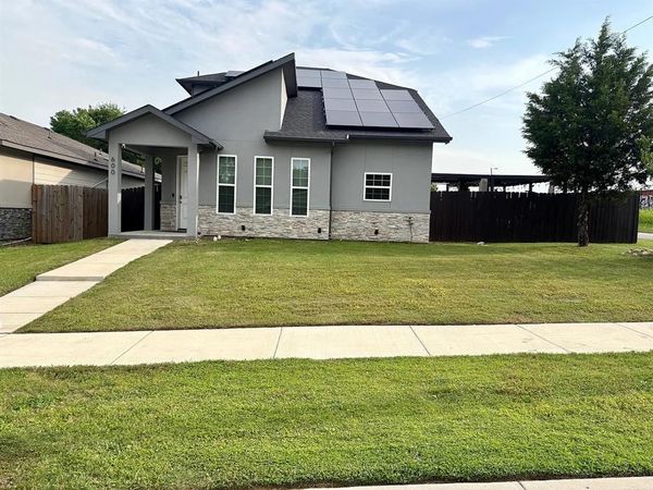 600 Atlanta Street, Fort Worth, TX 76104