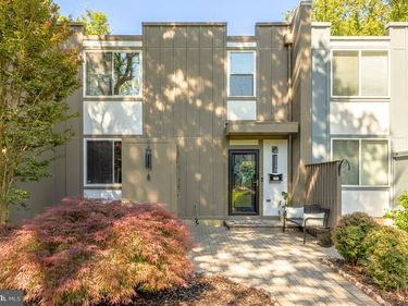 11170 FOREST EDGE DRIVE, RESTON, VA 20190