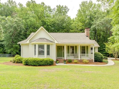 241 Woodridge Circle , Lugoff, SC 29078