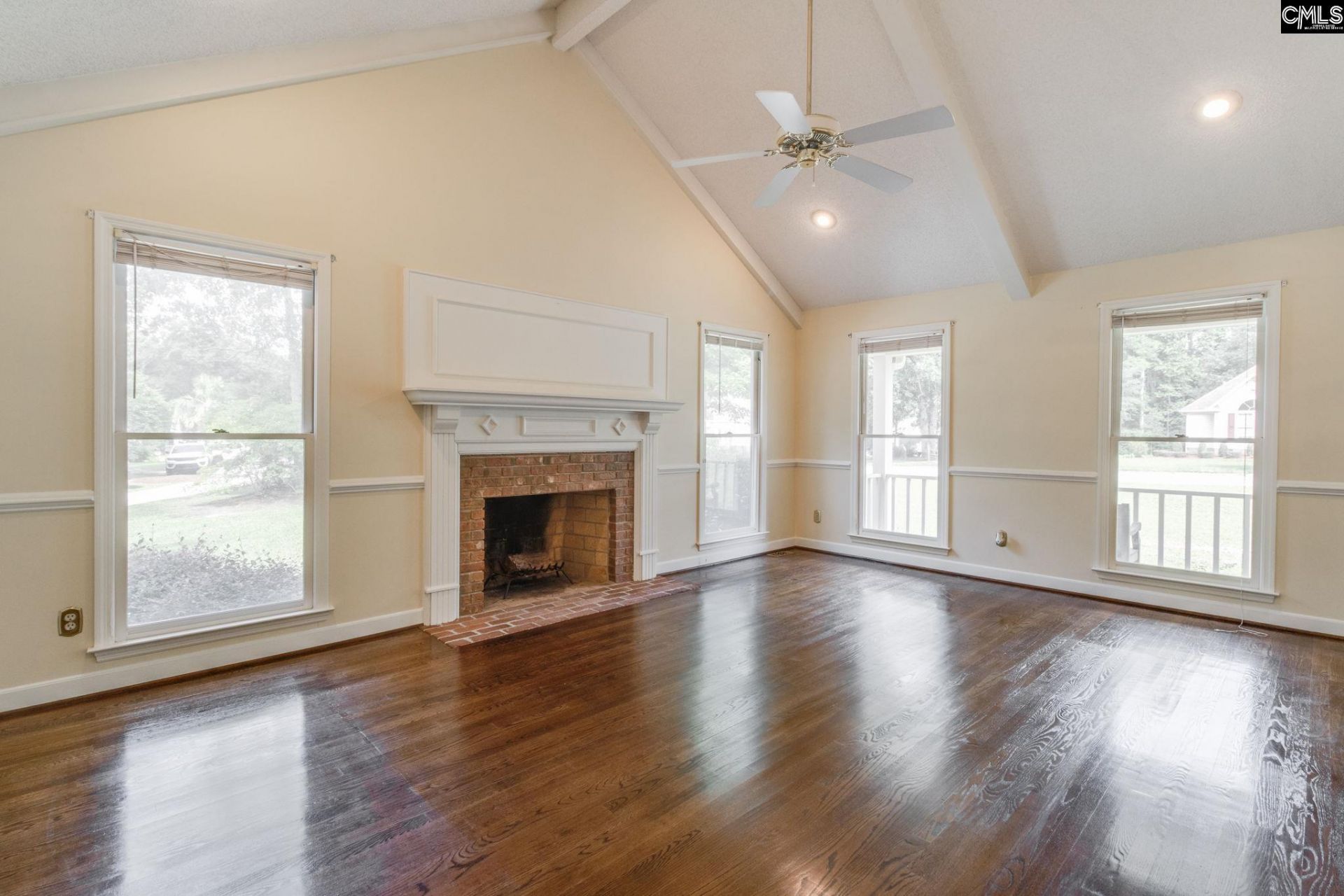 241 Woodridge Circle  Photo 9