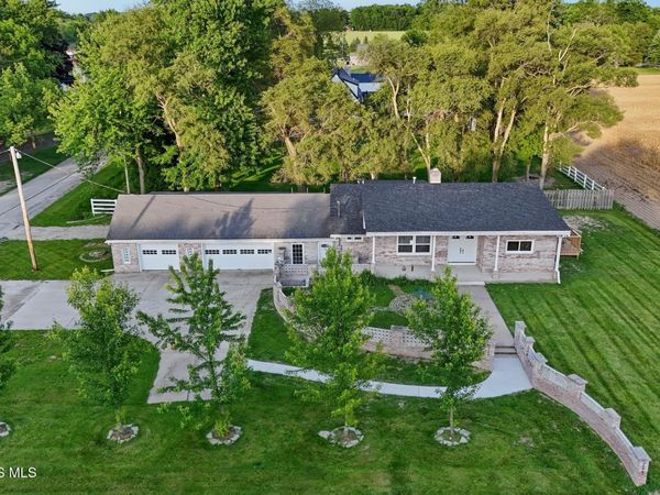 28960 N Fostoria Road, Millbury, OH 43447