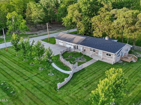 28960 N Fostoria Road , Millbury, OH 43447