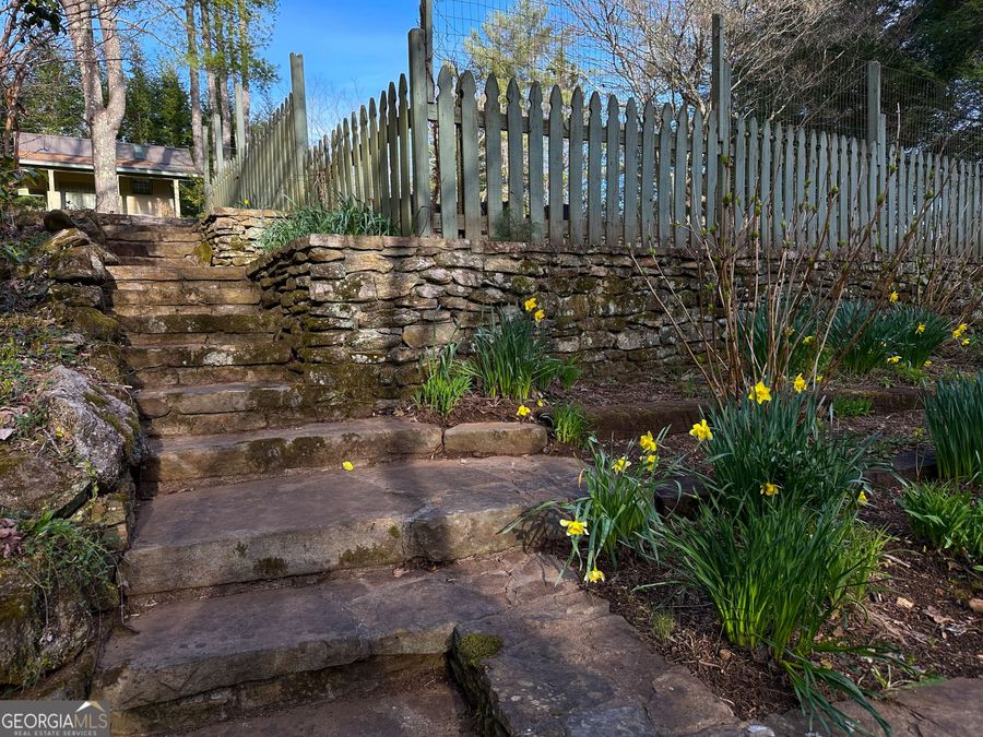 Property Image 94