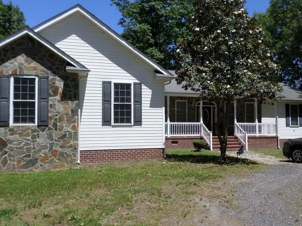 202 Baylor Drive, MONTROSS, VA 22520