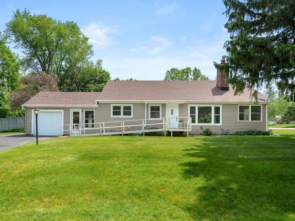 95 W Langley Road W, Battle Creek, MI 49015