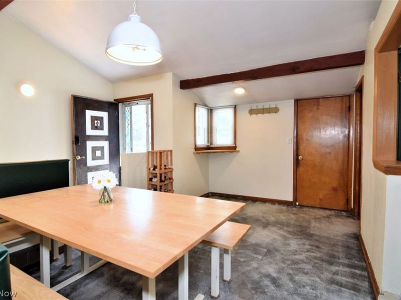 20685 Alameda Parkway, Highland Hills, OH 44128 Photo 12