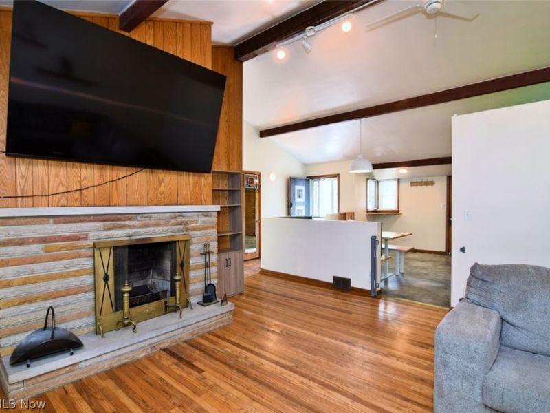 20685 Alameda Parkway, Highland Hills, OH 44128 Photo 20